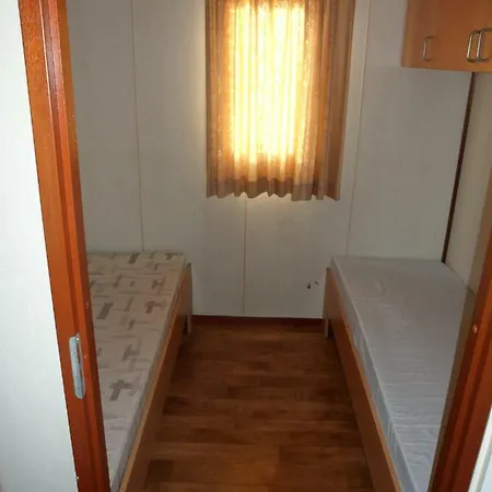 Chalet / Hoorn Nh / Amsterdam Chalet Berkhout